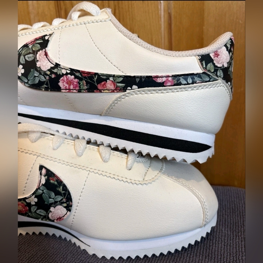 Nike Cortez Floral Sneakers - Picture 8 of 9
